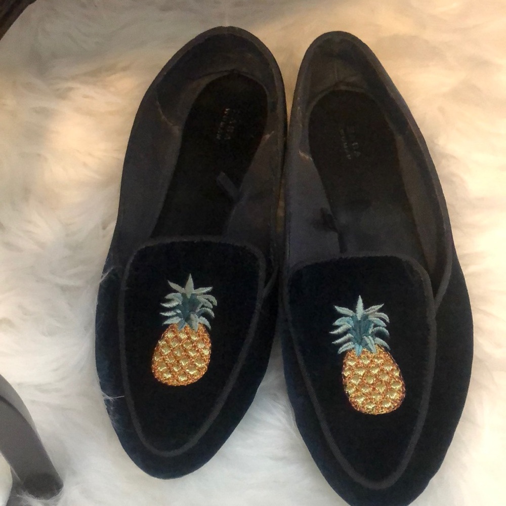Zara flats